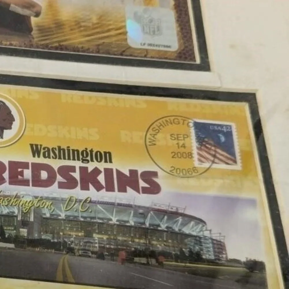 NFL 2008 Washington Redskins Envelope w/ Postage & Team 8 x 10 Photo Licensed‎